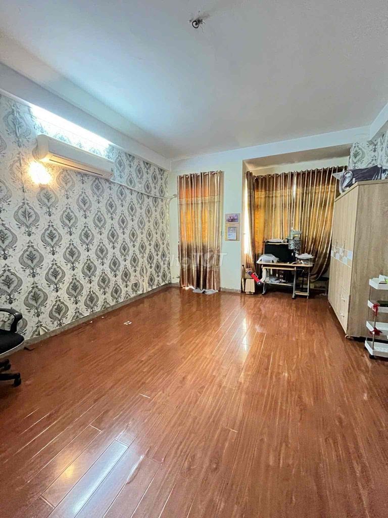 Сдам дом в районе Ten Lua рядом с Aeon, площадь 4,5x20, 3,5 этажа
