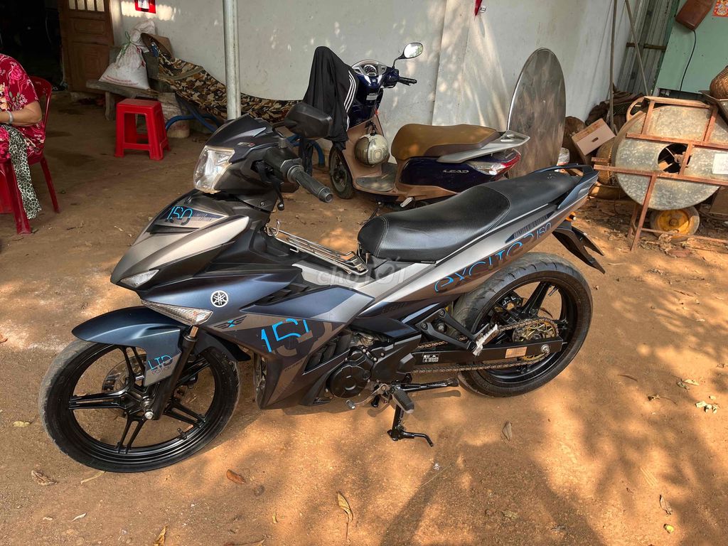 không thích đi tây côn