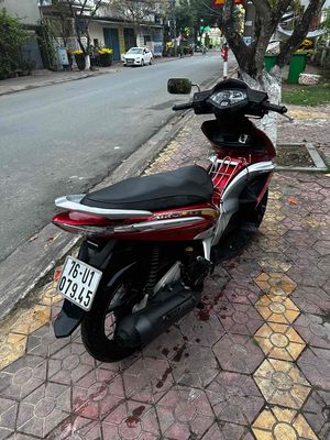 Ab 2010 fi máy êm xe ngon sạch đẹp đã lên đèn thái. Mua bán Xe máy tại Thành phố Quảng Ngãi Quảng Ngãi được đăng bởi Hien