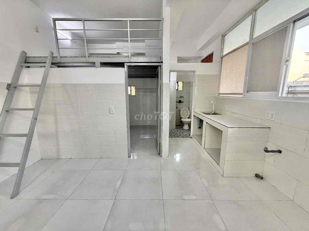 Аренда · 1 комн. · 37 м² · Quận Tân Phú, ул. Đường Lê Trọng Tấn