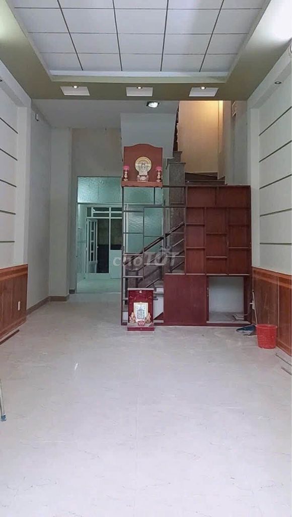Nhà Hoàng Bật Đạt, Tân Bình, 4x18m, 4 tầng, hơn 8 tỷ - ảnh 3