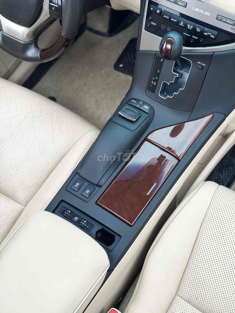Lexus RX 350 Full AWD sx2014 biển HN nội thất Zin. Mua bán Ô tô tại Quận Cầu Giấy Hà Nội được đăng bởi Lê Như Hiếu hình 9