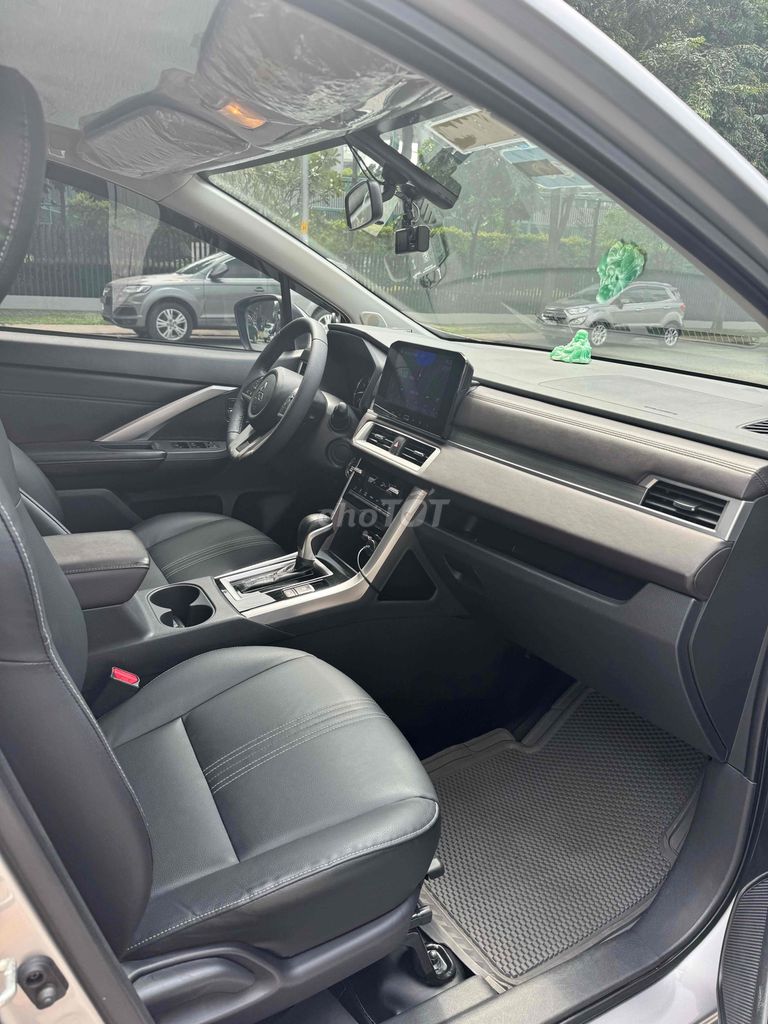 Mitsubishi Xpander 2023 AT Premium - 76000 km