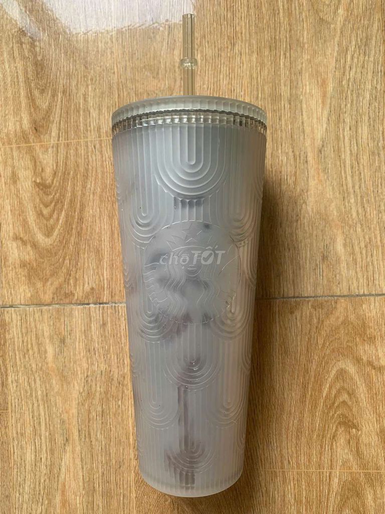 Bình giữ nhiệt Starbucks Trắng 710ml Trung Quốc. Mua bán Dụng cụ nhà bếp tại Huyện Đức Hòa Long An được đăng bởi Gia Mẫn hình 1