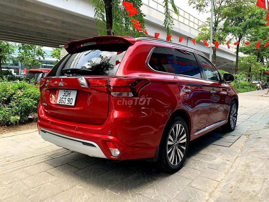 Outlander 2.0 Pre sx 2022 mẫu 2023 tuyệt đẹp. Mua bán Ô tô tại Quận Bắc Từ Liêm Hà Nội được đăng bởi Gia Quân hình 4