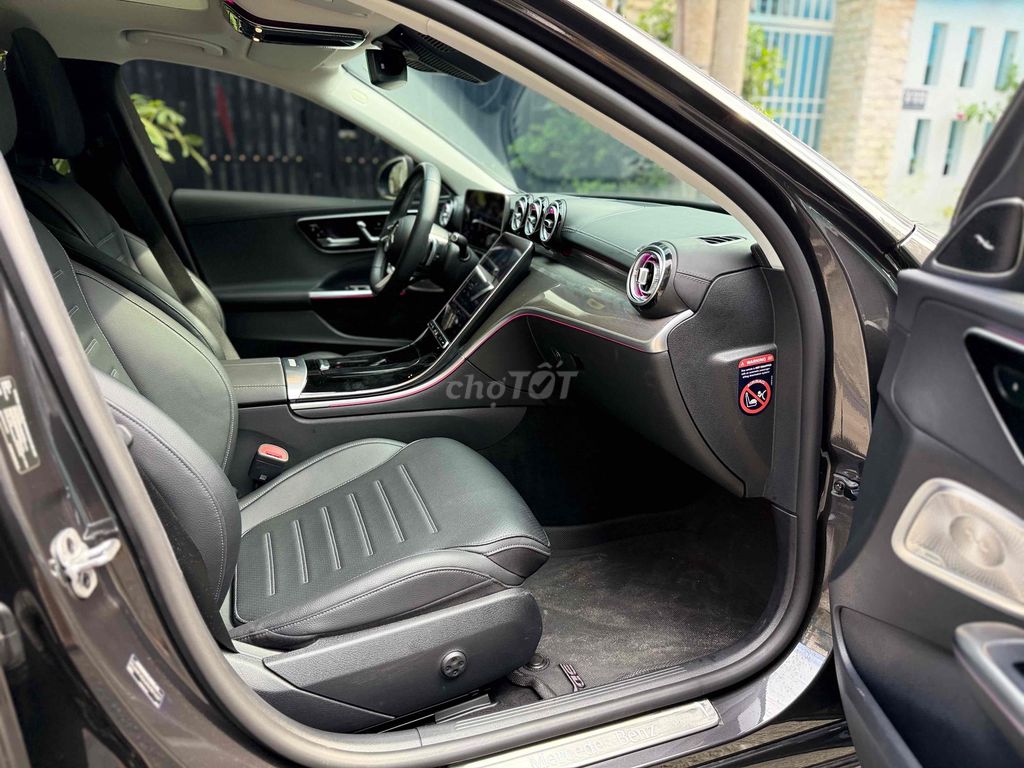 Mercedes Benz C Class 2022 C300 AMG - 9000 km. Mua bán Ô tô tại Quận 12 Tp Hồ Chí Minh được đăng bởi a trung hình 19