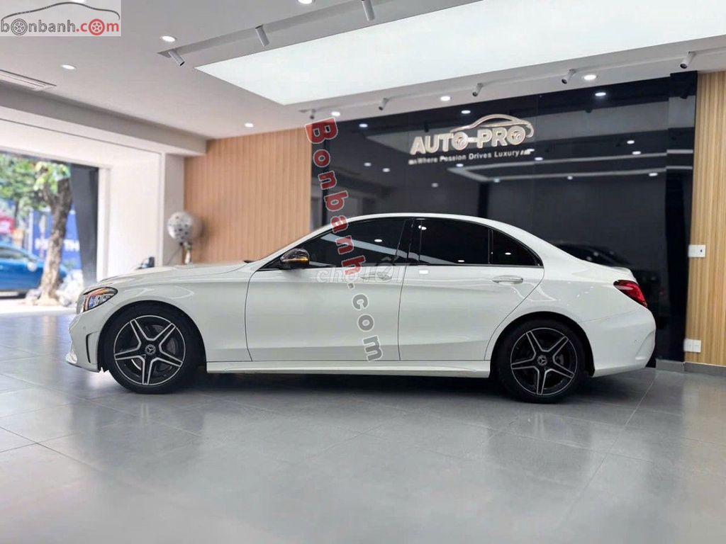 Mercedes Benz C class C300 AMG 2019 - 1 Tỷ 59 Tr. Mua bán Ô tô tại Quận 7 Tp Hồ Chí Minh được đăng bởi Minh Văn hình 5