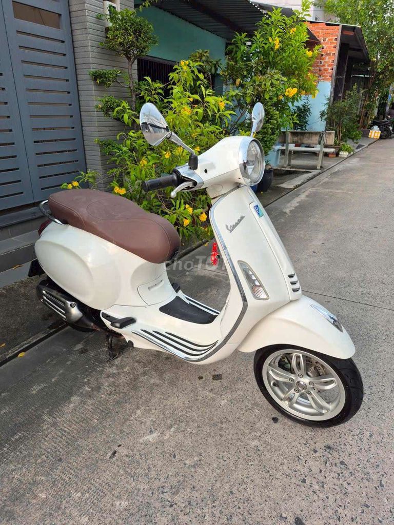 Vespa Prima,phanh Abs,date 2018,BST:69,máy zin.BTC. Mua bán Xe máy tại Huyện Hóc Môn Tp Hồ Chí Minh được đăng bởi                    CẦM ĐỒ TÍN PHÁT hình 2