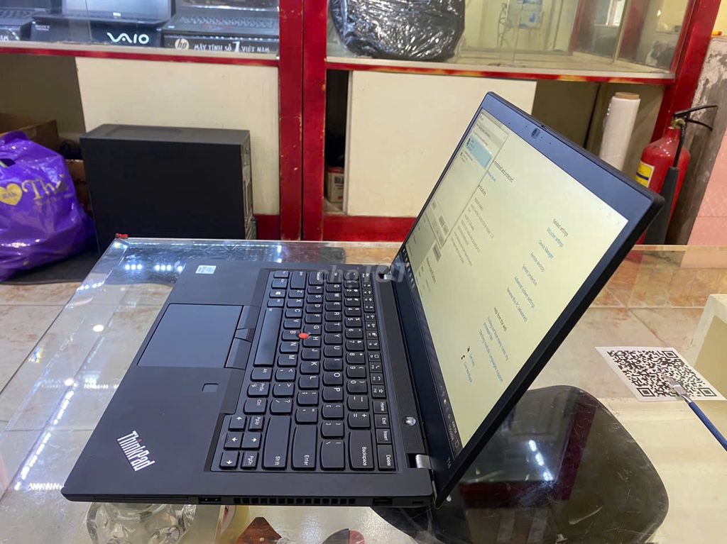 Lenovo Thinkpad T14 gen 1 core i7