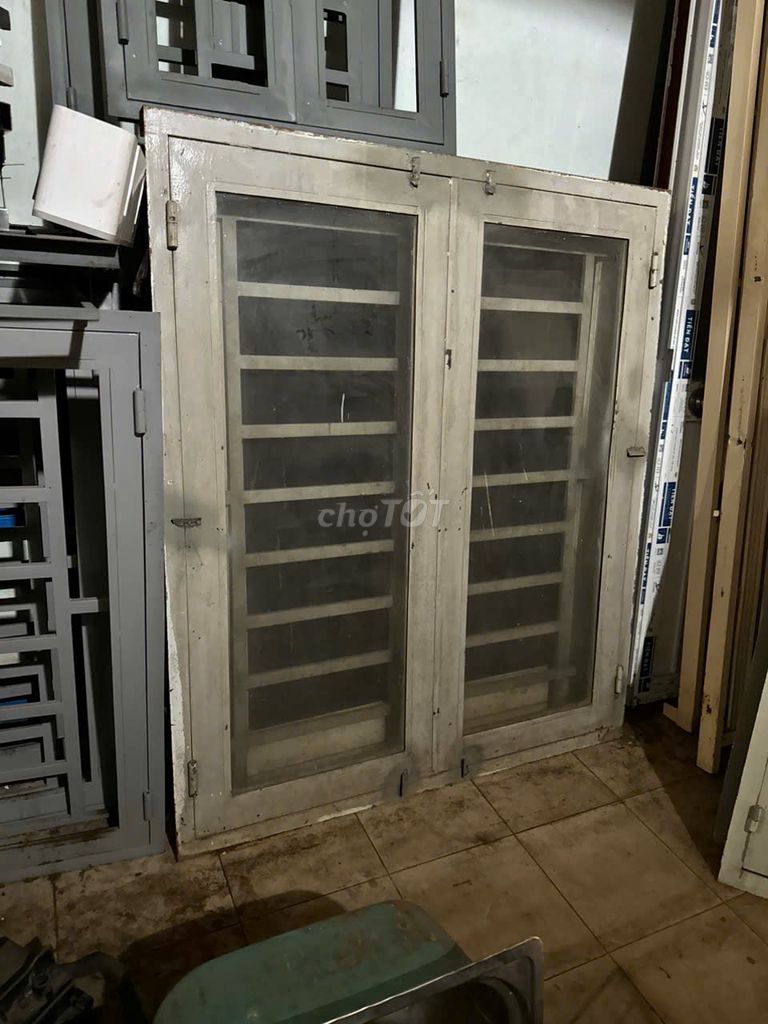 cửa sổ cửa mở hai cánh kt 108x128 đẹp