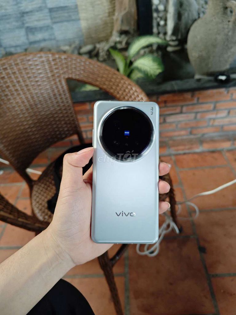 Vivo X200 Pro 16GB/512GB Bạc. Mua bán Điện thoại tại Thị xã Tân Uyên Bình Dương được đăng bởi Tiến hình 1