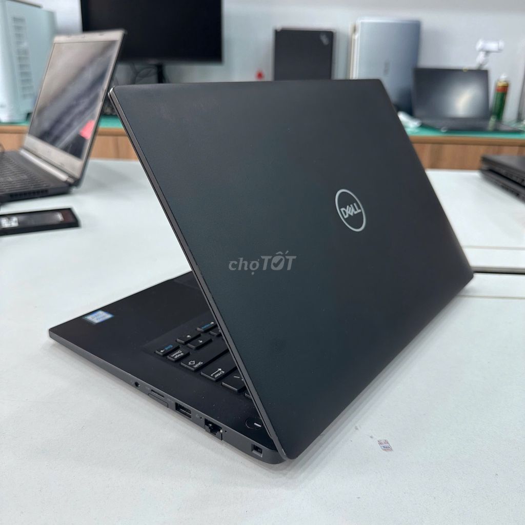 Dell Latitude 7490 Core i5 14-inch 8GB/256GB. Mua bán Laptop tại Quận Tân Bình Tp Hồ Chí Minh được đăng bởi Nguyễn thế duy hình 1
