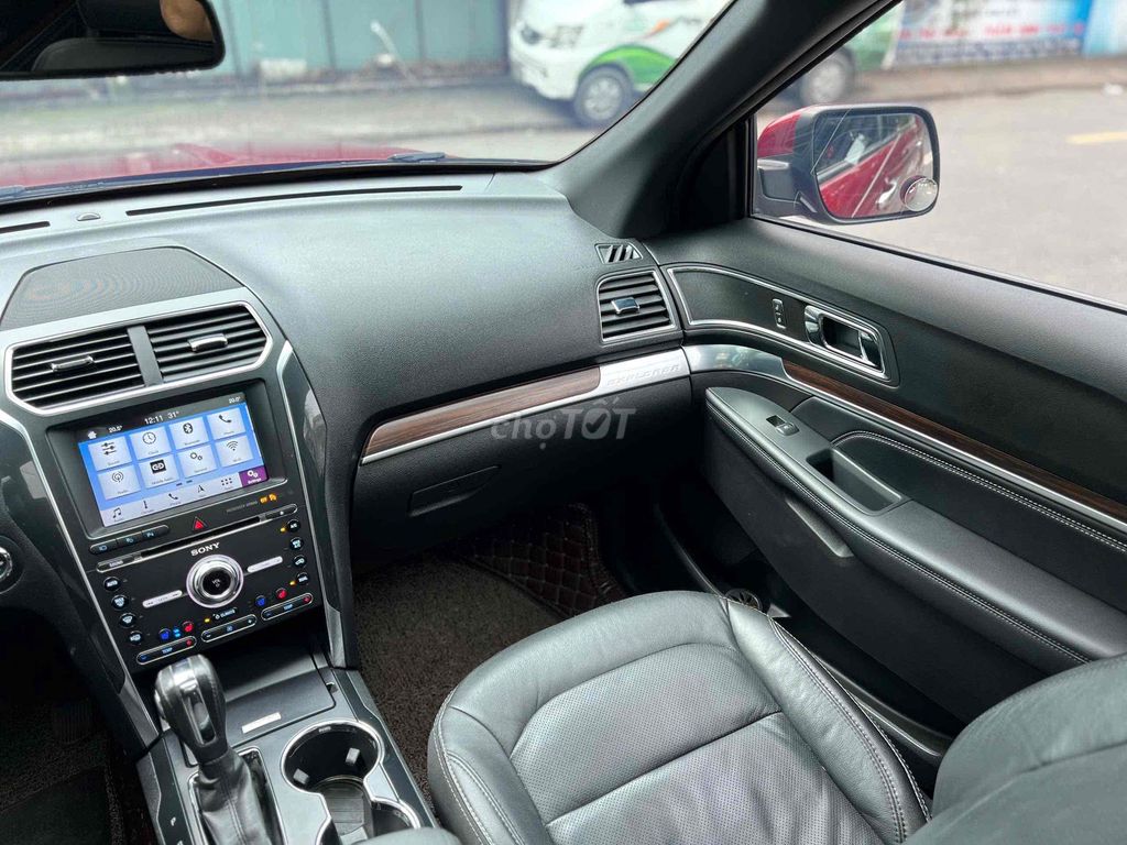 SIÊU PHẨM EXPLORER 2018 1 CHỦ full bảo dưỡng hãng. Mua bán Ô tô tại Quận Gò Vấp Tp Hồ Chí Minh được đăng bởi DH AUTO FORD CHUYÊN XE FORD LƯỚT CHẤT LƯỢNG CAO hình 10