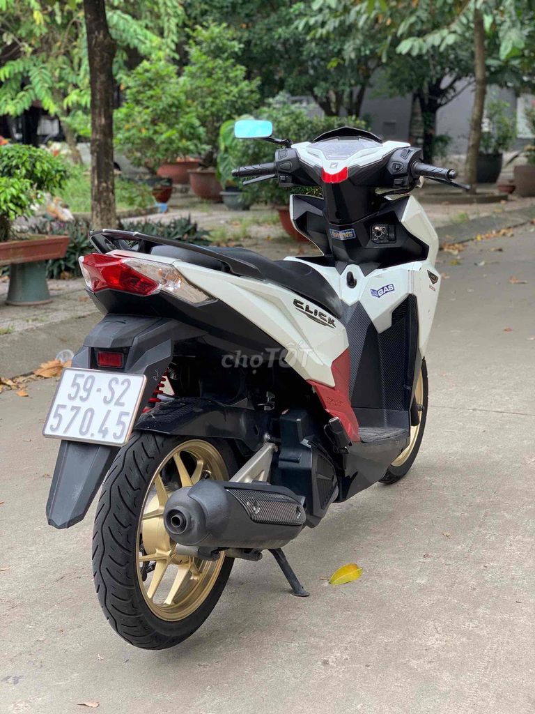 🌈Xe honda Click 2016 màu  trắng đen mới len ken 95. Mua bán Xe máy tại Thành phố Thủ Đức Tp Hồ Chí Minh được đăng bởi Nguyễn Thanh Bình hình 3