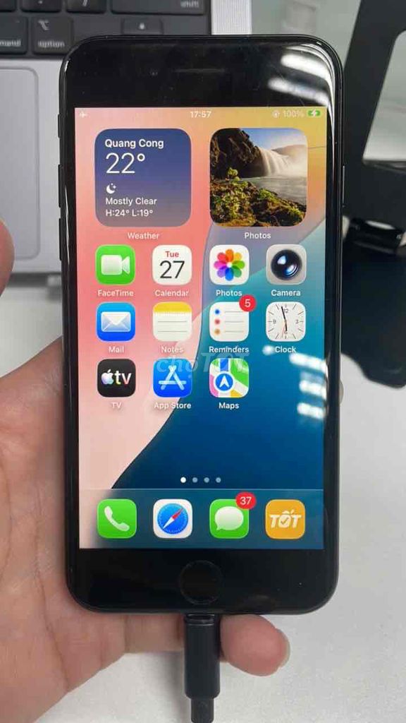 Apple iPhone SE 2020 64GB Đen. Mua bán Điện thoại tại Quận 7 Tp Hồ Chí Minh được đăng bởi Hoang Tran hình 1