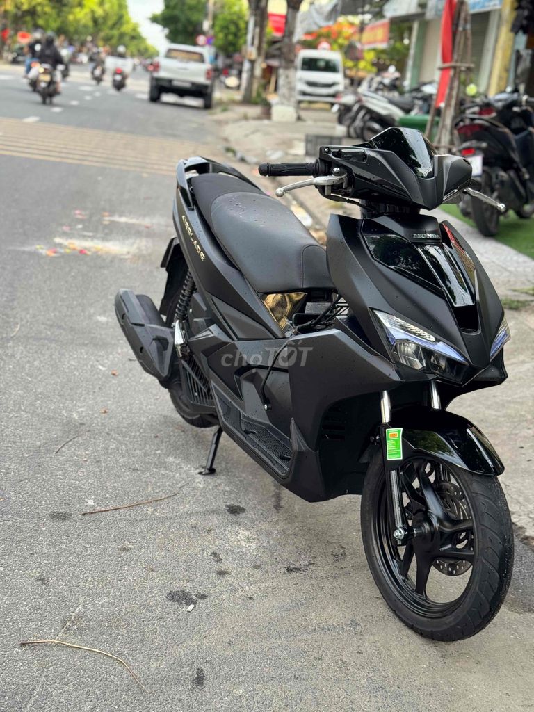 air blade đen nhám ( nợ xấu tra trươc 8t5 nhân xe