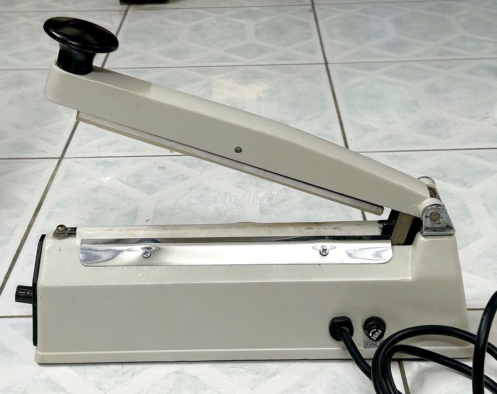 Máy hàn miệng túi LOVERO SK-210 Vỏ sắt Hàn Quốc. Mua bán Đồ chuyên dụng, Giống nuôi trồng tại Quận Phú Nhuận Tp Hồ Chí Minh được đăng bởi hòa 9 hình 1