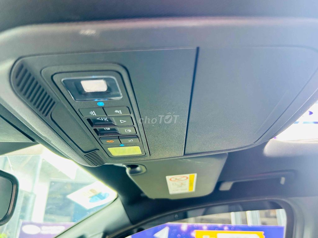 Ford Everest 2023 Titanium 2.0L 4x2 AT - 45000 km. Mua bán Ô tô tại Thành phố Buôn Ma Thuột Đắk Lắk được đăng bởi Hoài Chỉnh Ford hình 17