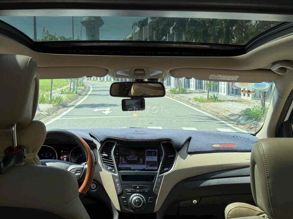 Hyundai Santa Fe 2018 2.4 AT 2WD - 80000 km xe Đep. Mua bán Ô tô tại Thành phố Vũng Tàu Bà Rịa - Vũng Tàu được đăng bởi Hùng LUXURY 6789 UY Tín Tạo Nên Thương Hiệu hình 8