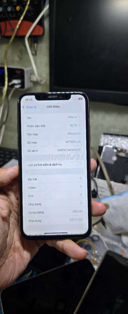 iPhone Xs 256GB quốc tế mỹ giá rẻ. Mua bán Điện thoại tại Quận 8 Tp Hồ Chí Minh được đăng bởi Thiên Hòa mobile  hình 1