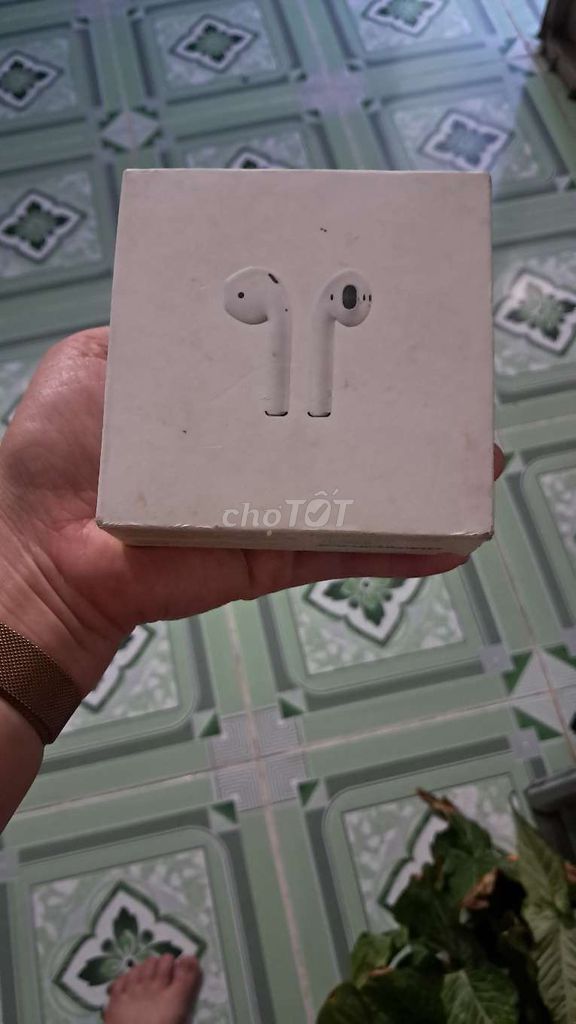 Apple AirPods Trắng Bluetooth. Mua bán Tivi, Âm thanh tại Quận Tân Bình Tp Hồ Chí Minh được đăng bởi khanh le hình 1
