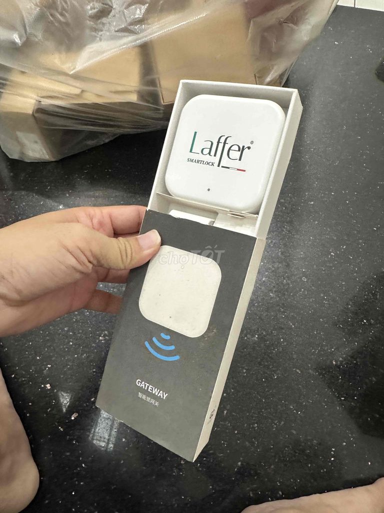 Laffer Gateway G2 Cục kết nối trắng mới. Mua bán Nội thất, đồ gia dụng khác tại Quận Cẩm Lệ Đà Nẵng được đăng bởi BDS Đà Nẵng hình 1