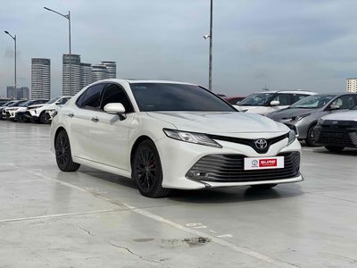 Toyota Camry 2019 2.5Q - 44000 km. Mua bán Ô tô tại Quận Bình Thạnh Tp Hồ Chí Minh được đăng bởi Toyota Sure