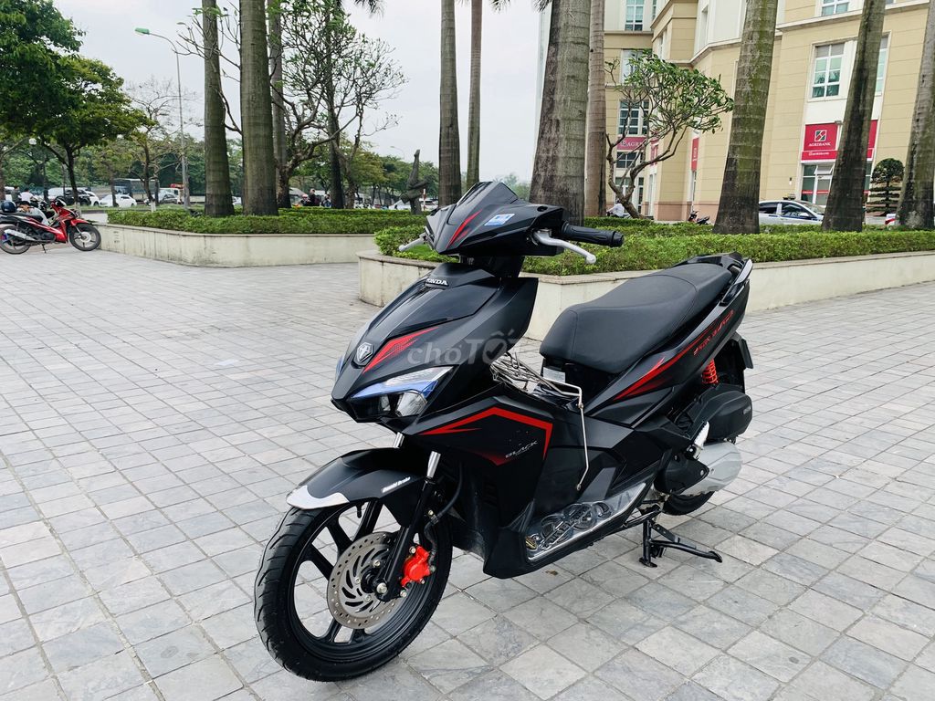 Honda Air blade 125 đèn LED bản đen sần 2019 HN