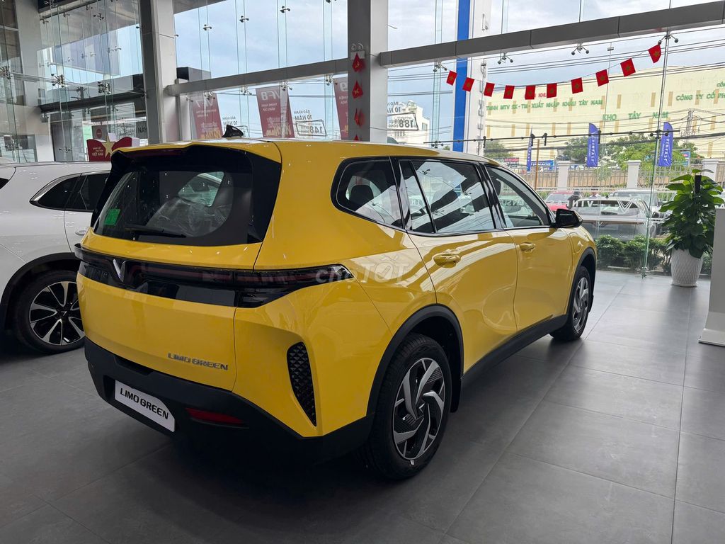 LIMO GREEN 2025 – ƯU ĐÃI SỐC - GIAO NGAY - ĐỦ MÀU. Mua bán Ô tô tại Huyện Hóc Môn Tp Hồ Chí Minh được đăng bởi Vinfast Hóc Môn Trọng Phúc hình 3