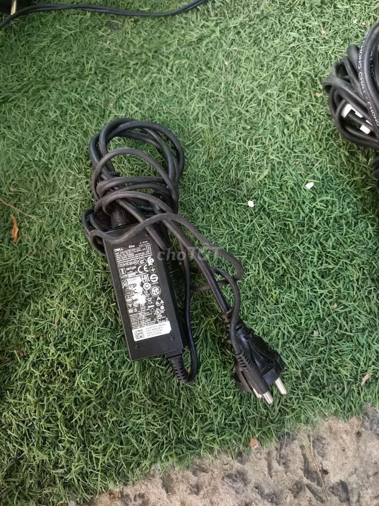 Bộ sạc laptop Dell 45W Nguyên bản. Mua bán Phụ kiện (Màn hình, Chuột...) tại Quận Cẩm Lệ Đà Nẵng được đăng bởi Hoàng Tôn hình 1