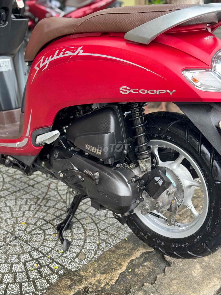 scoopy nguyên rin lốp theo xe ốc trục chưa mở. Mua bán Xe máy tại Quận Ngũ Hành Sơn Đà Nẵng được đăng bởi Nguyễn Phước Vĩnh hình 5