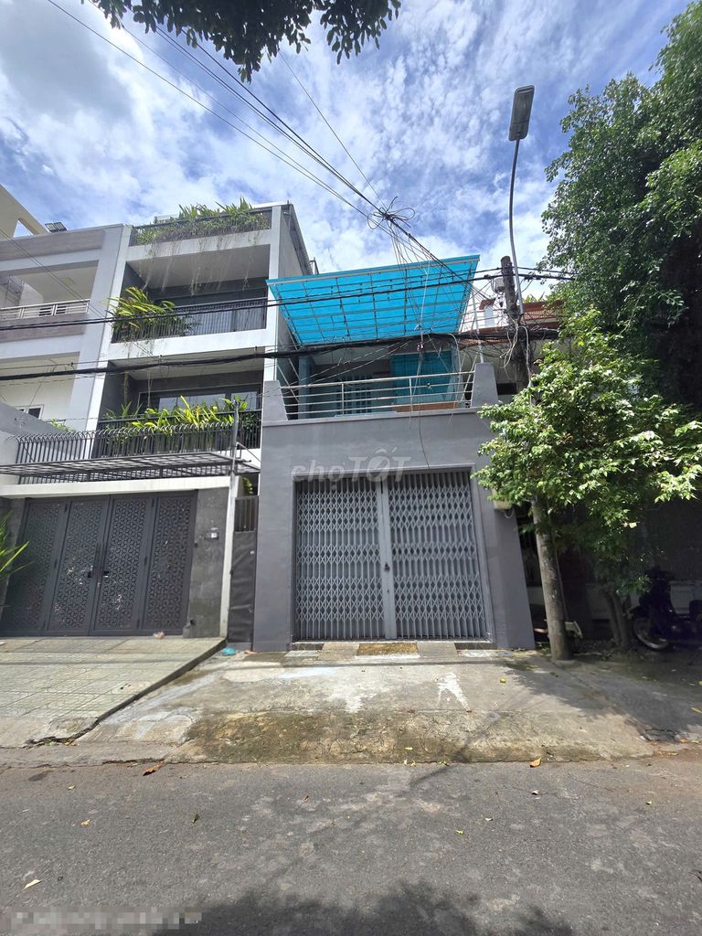 Cho thuê nhà MT đường D10- Tân Phú. DT 4.5x20- ĐÚc 1 Lầu, 3PN,2wc