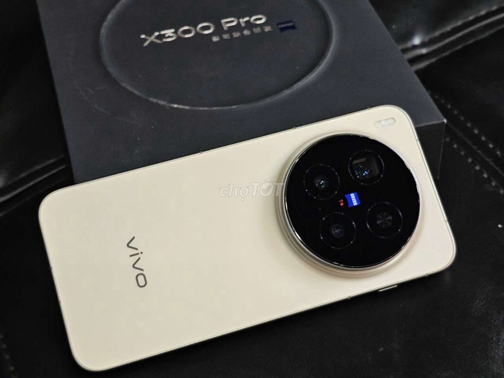 Vivo X300 Pro Fullbox , đẹp 99.9%, 256Gb vs 512Gb. Mua bán Điện thoại tại Quận Đống Đa Hà Nội được đăng bởi Hiếu Android  hình 1