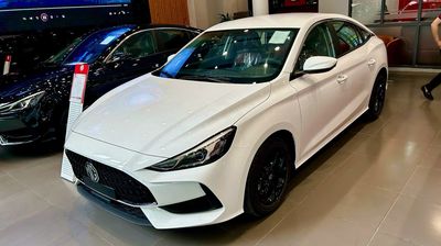 MG 5 chỗ màu Trắng