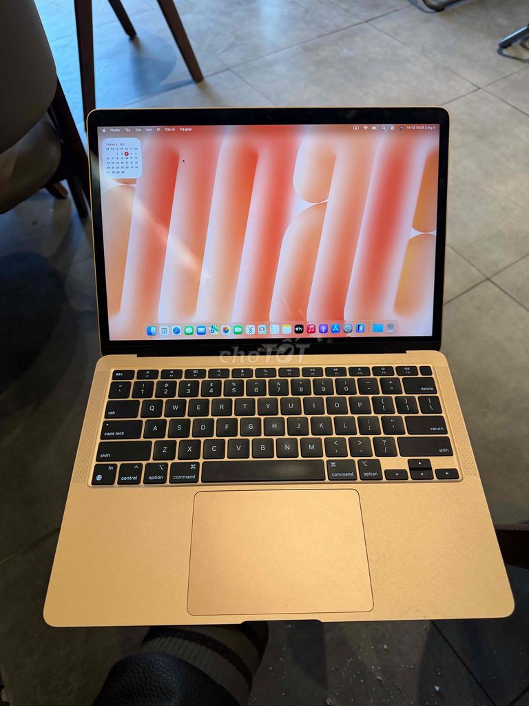 Apple MacBook Air M1 8GB/256GB Vàng. Mua bán Laptop tại Thành phố Đà Lạt Lâm Đồng được đăng bởi LỘC ĐÀ LẠT hình 1