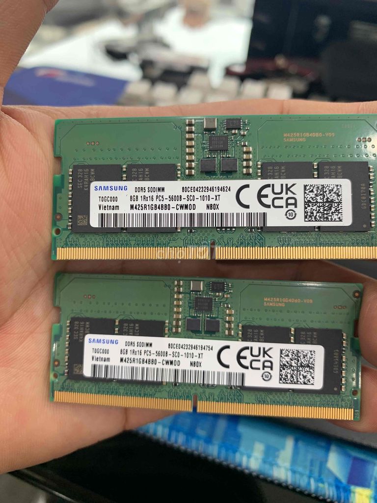 RAM LAPTOP SAMSUNG DDR5 2x8g buss 5600.