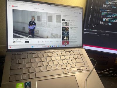 Thanh lí LapTop Asus Zenbook 407iq. Mua bán Laptop tại Quận Hoàng Mai Hà Nội được đăng bởi Anh Phạm