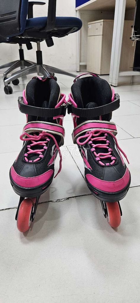 Giày trượt patin điều chỉnh size Hồng Đen. Mua bán Đồ thể thao, Dã ngoại tại Quận Tây Hồ Hà Nội được đăng bởi thi hình 1