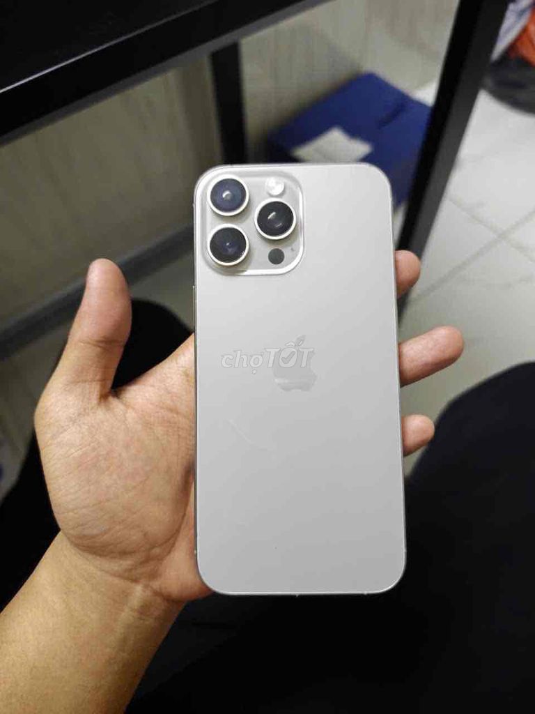 iPhone 16 Pro max lock 256 bán hoặc gl giao lưu. Mua bán Điện thoại tại Thành phố Thuận An Bình Dương được đăng bởi le van ly hình 1