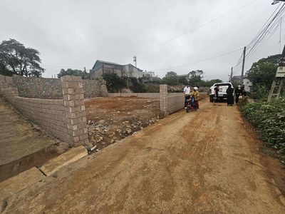 chính chủ bán lô đất tại Tiến Tiến Mộc Châu. Mua bán đất tại Huyện Mộc Châu Sơn La được đăng bởi Nguyễn Khải