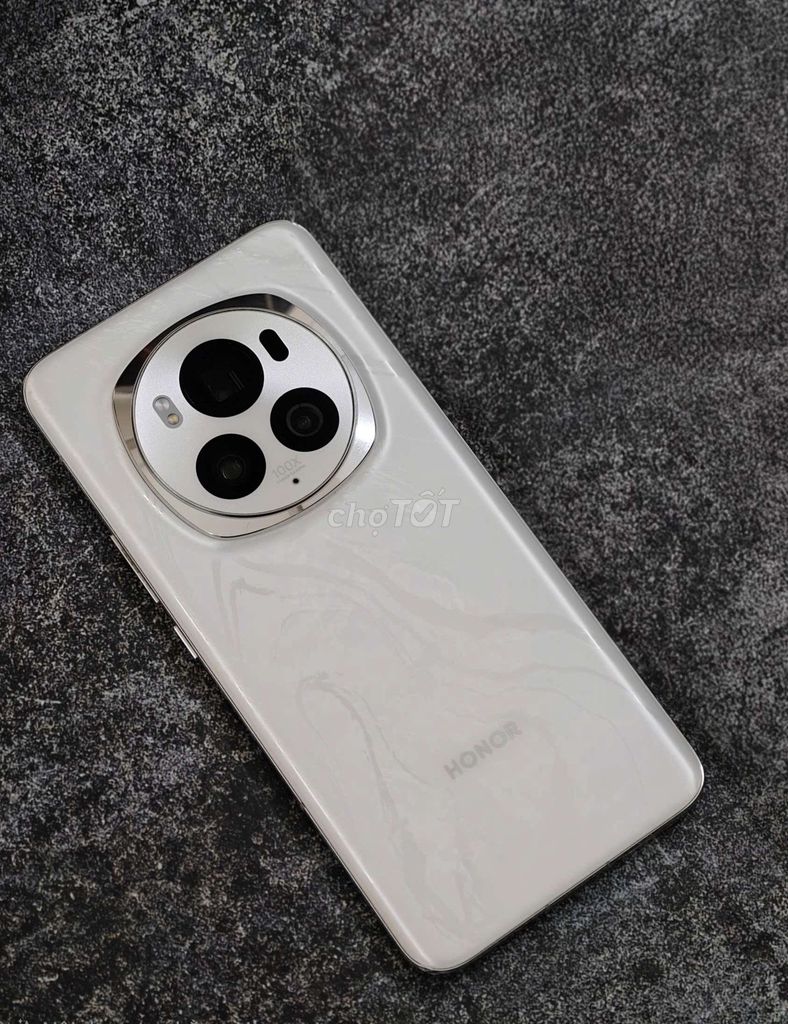 Honor Magic 6 Pro 5G Trắng. Mua bán Điện thoại tại Quận Thanh Khê Đà Nẵng được đăng bởi Tú MB hình 1