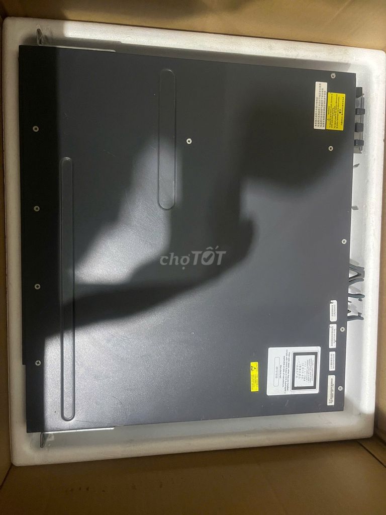 Cisco CBS250-8FP-E-2G,  9800-L (C9800-L-F-K9),. Mua bán Phụ kiện (Màn hình, Chuột...) tại Huyện Cát Hải Hải Phòng được đăng bởi Nam hình 1