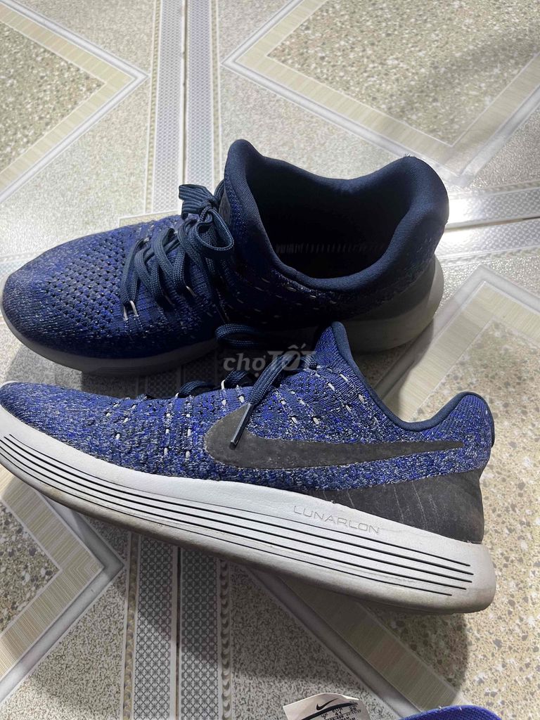 Giày chạy bộ Nike Lunarlon Xanh dương 40. Mua bán Giày dép tại Quận Ninh Kiều Cần Thơ được đăng bởi Ly Bo Na hình 1