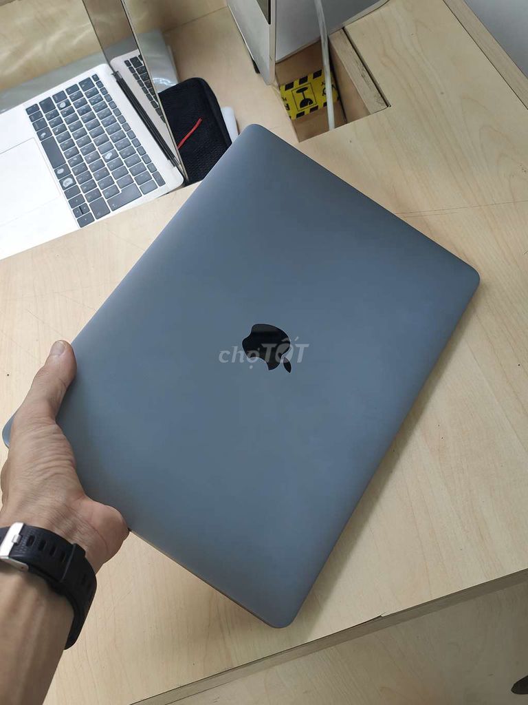 Apple MacBook Pro 2017 i7 13.3 inch 16GB/256GB Xám. Mua bán Laptop tại Quận Thanh Khê Đà Nẵng được đăng bởi Laptop Giá Mềm  hình 1