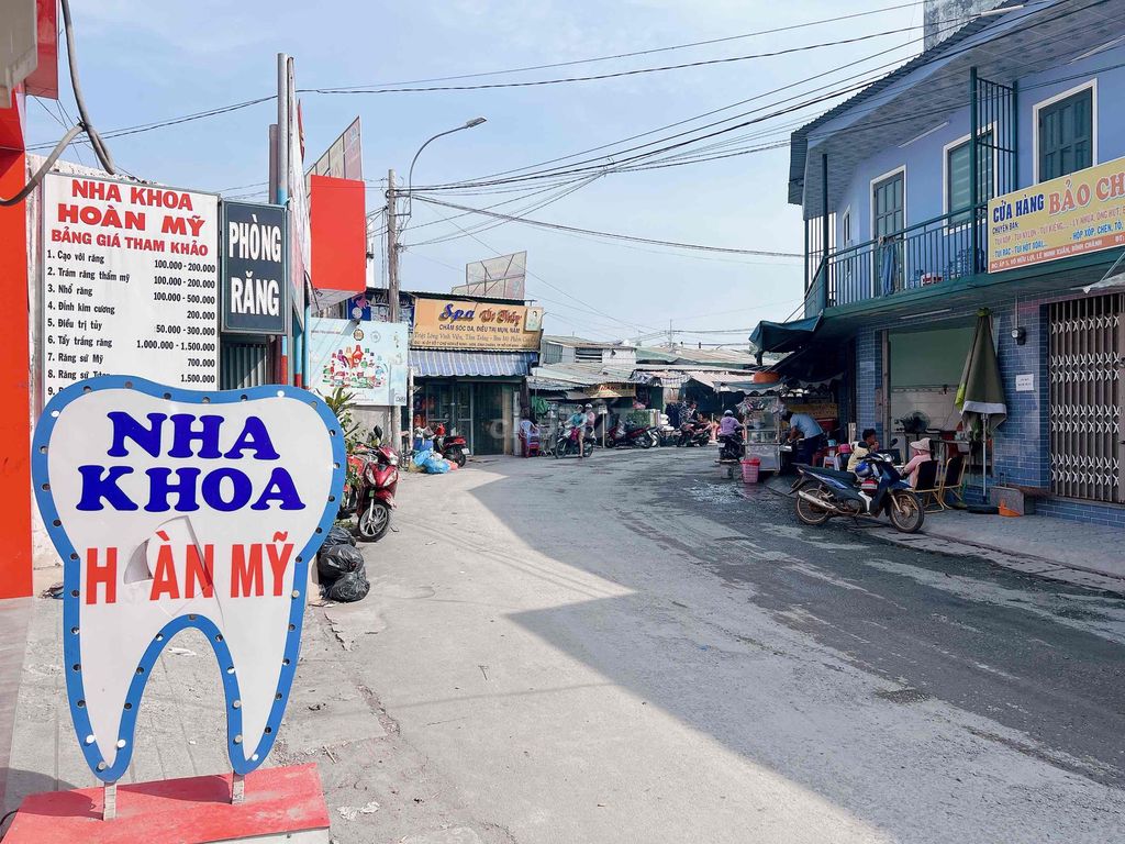 bán nhà mặt tiền Võ Hữu Lợi _ Chợ Lê Minh Xuân