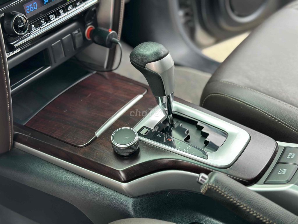 Fortuner xăng nhập khẩu Indo 1chủ bảo dưỡng Toyota. Mua bán Ô tô tại Huyện Hóc Môn Tp Hồ Chí Minh được đăng bởi Hiền Nguyễn hình 8