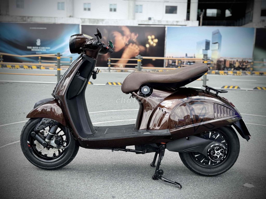 Vespa 946 Electric