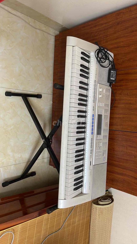 Đàn organ điện tử Trắng còn dùng tốt. Mua bán Nhạc cụ tại Quận Hai Bà Trưng Hà Nội được đăng bởi Thai Linh hình 1
