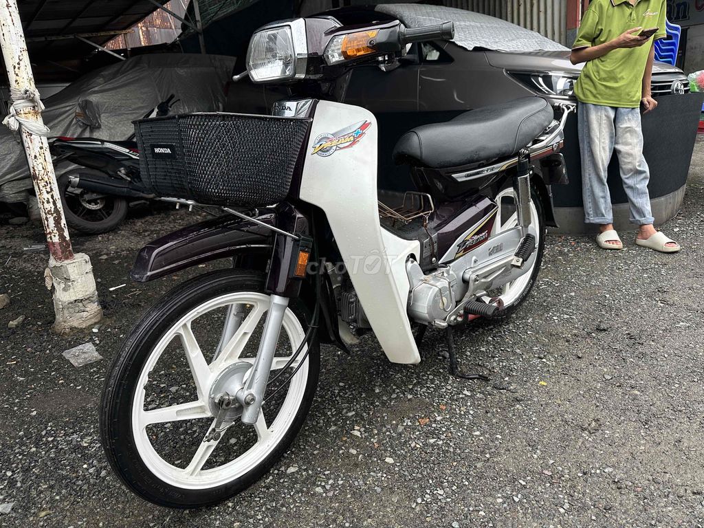 DREAM Hàn Quốc. Máy bao chất. Áo liền lạc. Mua bán Xe máy tại Quận 4 Tp Hồ Chí Minh được đăng bởi Quang Linh hình 3