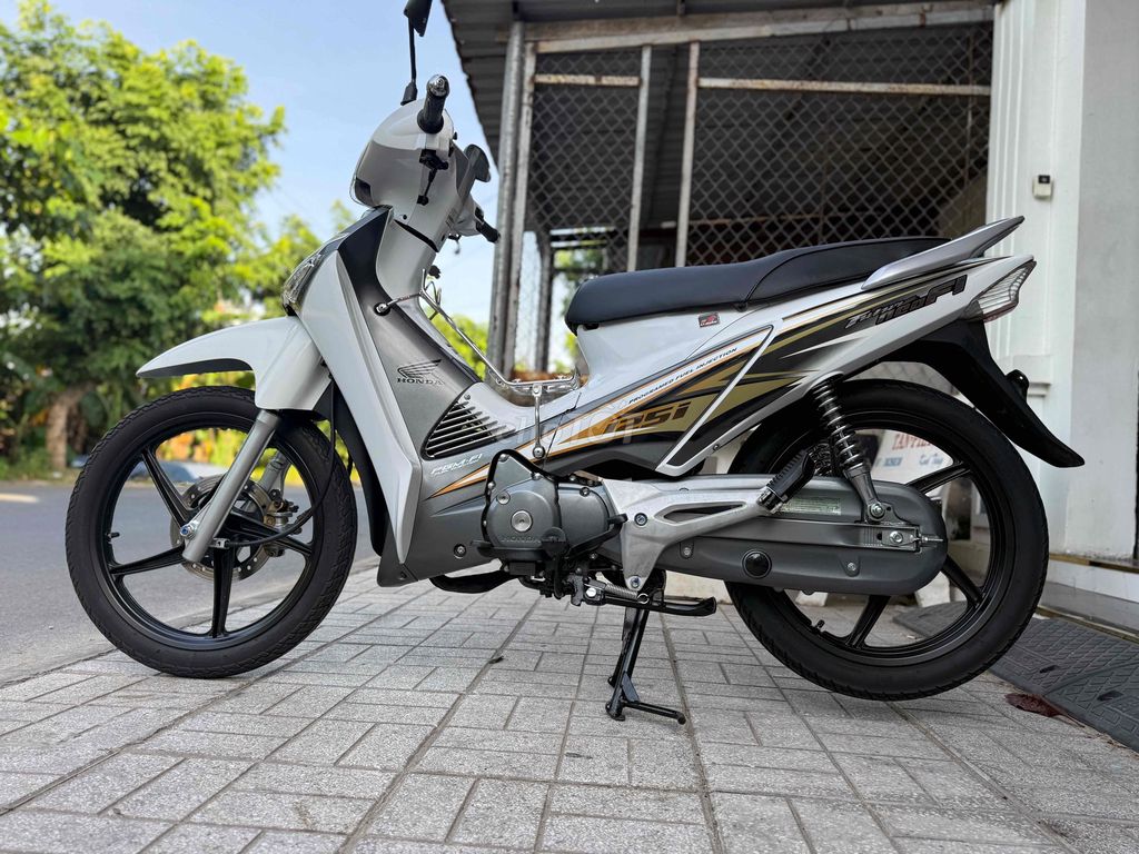Honda Future Neo 2007 Trắng. Mua bán Xe máy tại Thành phố Sóc Trăng Sóc Trăng được đăng bởi Mạnh Huỳnh hình 4